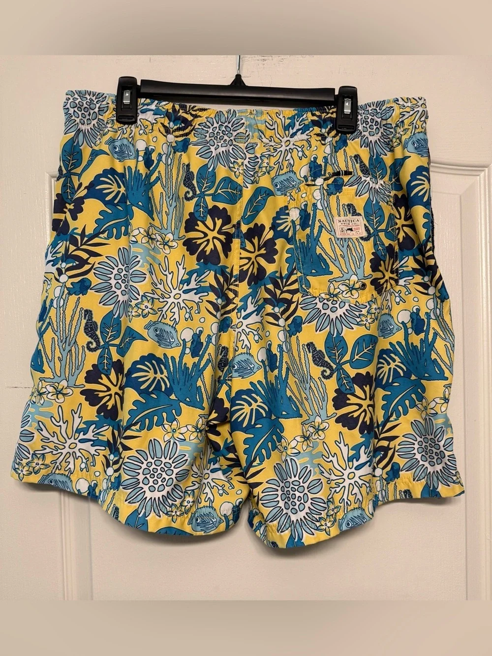 Nautica Mens L Swim Trunks Yellow Blue Tropical Print Mesh Lined 7 Inseam